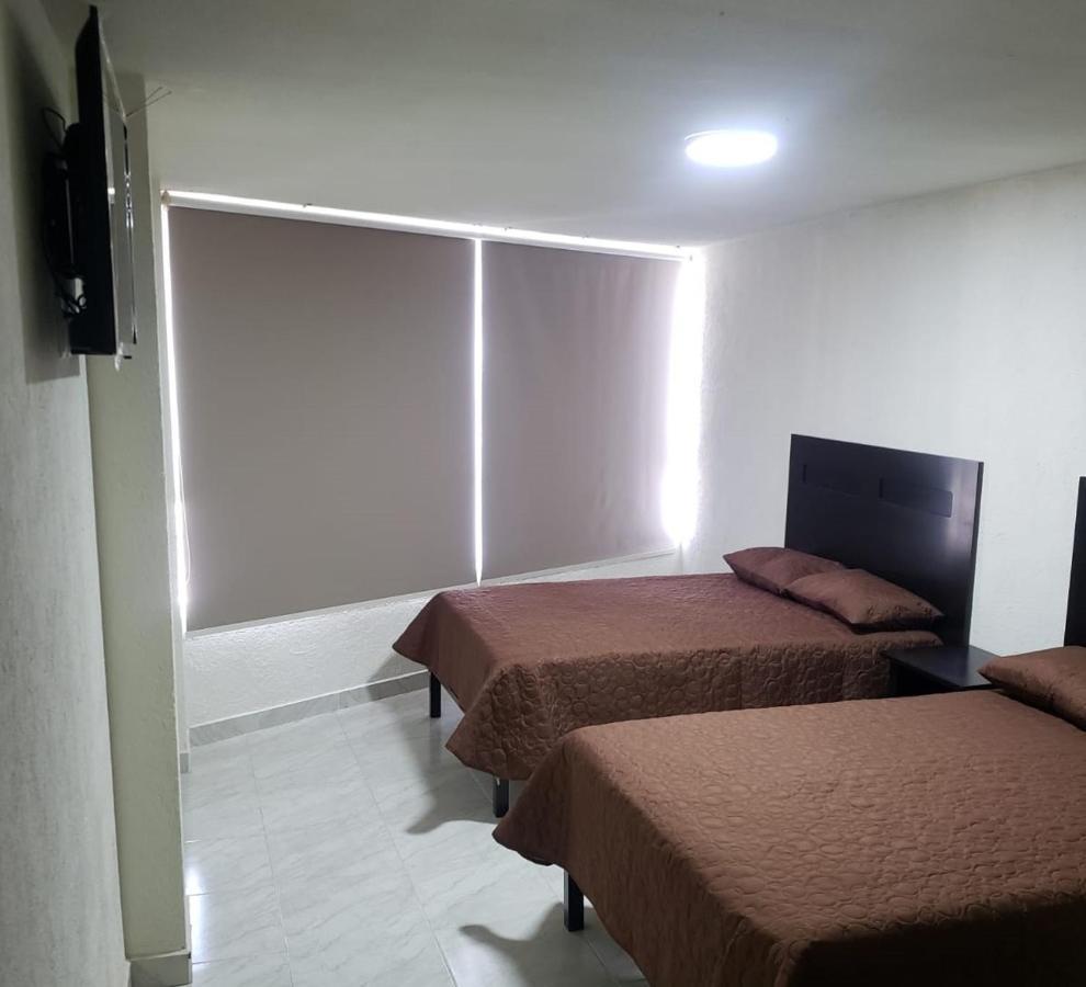 Hotel Estadia León Kültér fotó